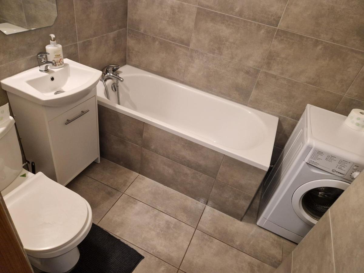 Apartament W2, Mieszkanie Dla Wszystkich Konin  Exterior foto